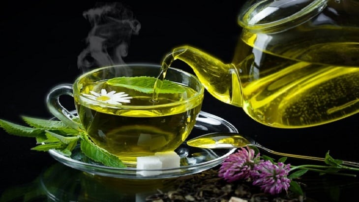 ما هي فوائد الشاي الاخضر للتخسيس واضراره
