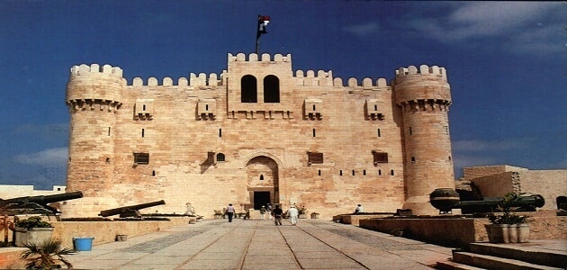 قلعة قايتباي إسلامية أم قبطية
