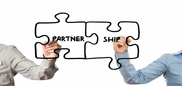 ما هي شروط الشراكة مع شريك العمل