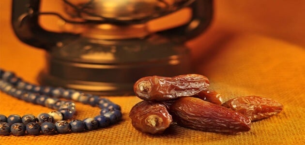 بما يثبت دخول شهر رمضان وخروجه