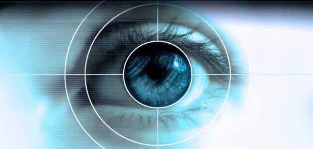 الفرق بين عملية الليزر والليزك للعين