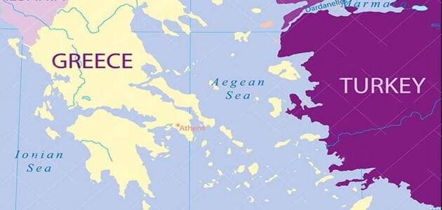 ما هو البحر الذي يفصل بين تركيا واليونان