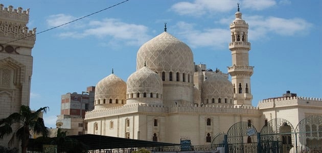 بحث عن مسجد المرسى ابو العباس