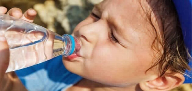 اسباب كثرة شرب الماء عند الاطفال