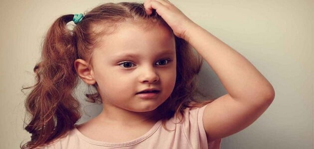 ما هي أسباب تساقط شعر الأطفال