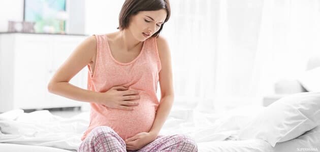 اسباب تقلصات المعدة اثناء الحمل