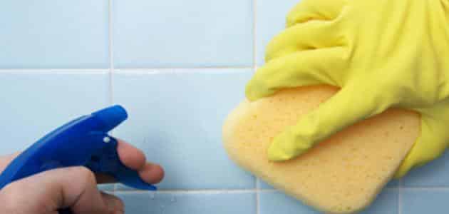 كيف يتم تنظيف جدران المطبخ من الدهون