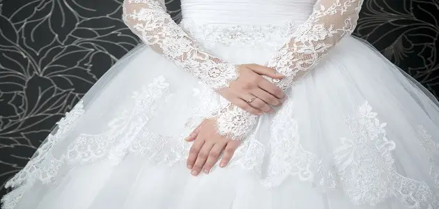 تفسير حلم الثوب الأبيض للمتزوجة