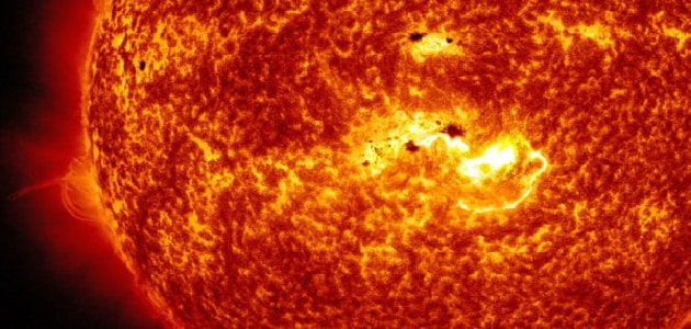 موضوع عن تكوين كتلة الشمس