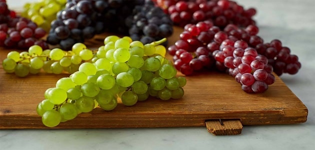 هل فاكهة العنب تخفض ضغط الدم؟