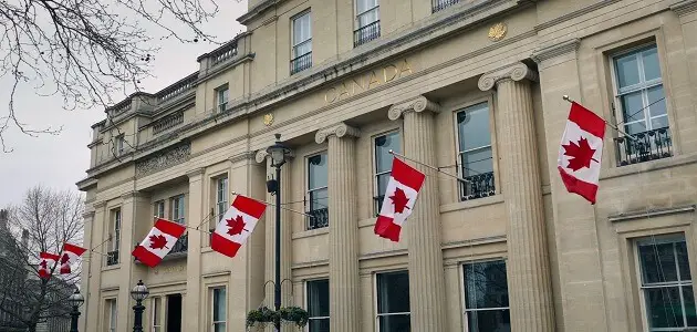 كيفية التواصل مع السفارة الكندية في جدة