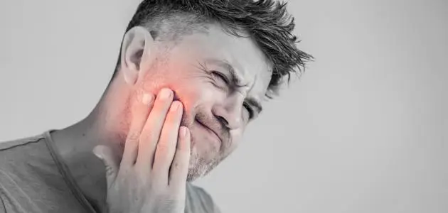 كيفية علاج التهاب عصب الأسنان بالأعشاب