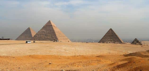 موضوع تعبير عن أهم المعالم السياحية في مصر