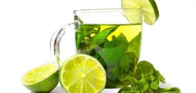 فوائد الشاي الأخضر مع الليمون للكرش