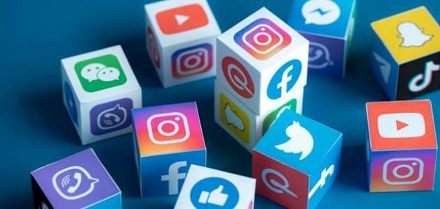 مواقع التواصل الاجتماعي وأثرها على المجتمع