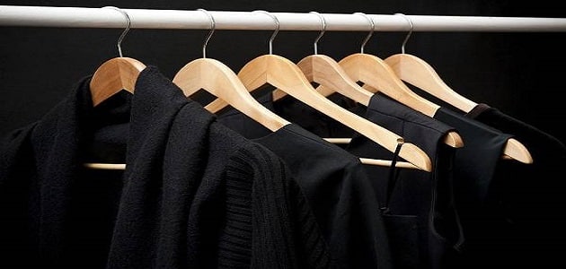 كيفية إعادة اللون الأسود للملابس