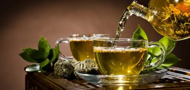 أيهما أفضل شرب الشاي الأخضر بارد أو ساخن