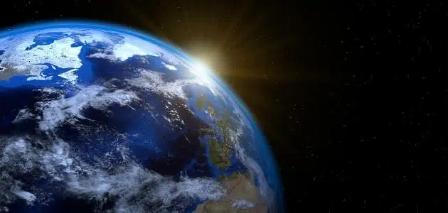 بحث عن دوران الأرض حول نفسها وحول الشمس